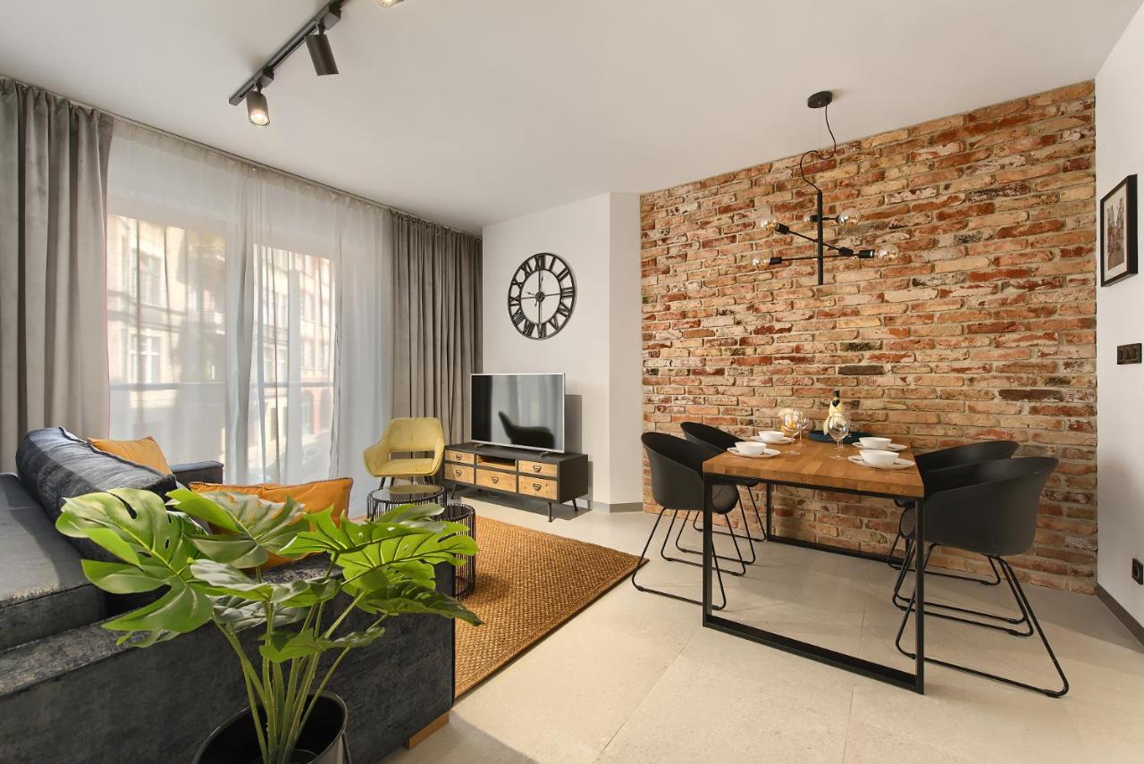 Elite Parking By Impero Apartment